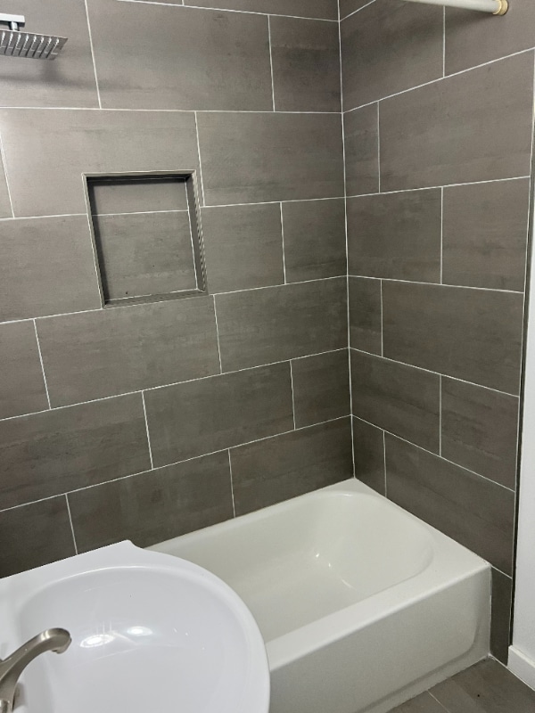 Building Photo - 568 Wilson Bridge Dr