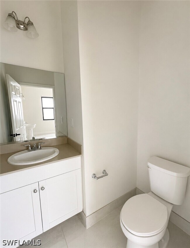 Foto del edificio - 5487 Cassidy Ln