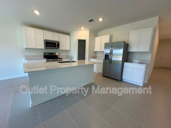 Foto del edificio - 1917 Pine Meadows Golf Course Rd