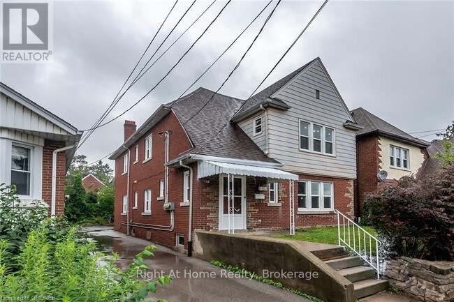 Building Photo - 104 Longwood Rd S