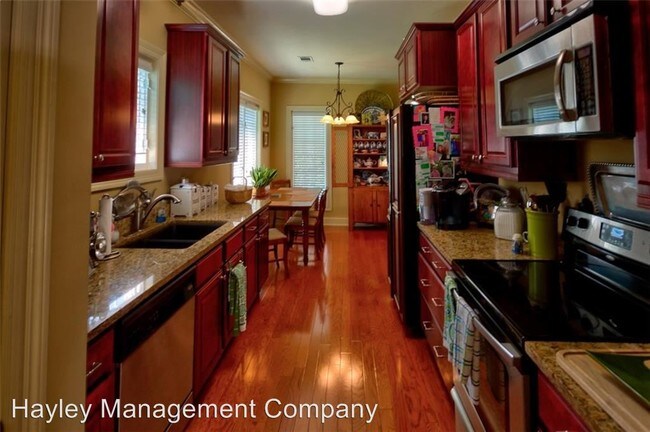 Foto del edificio - 3 br, 2.5 bath House - 674 Carpenter Way