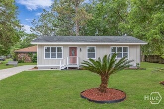 Building Photo - 131 Pointe S Dr