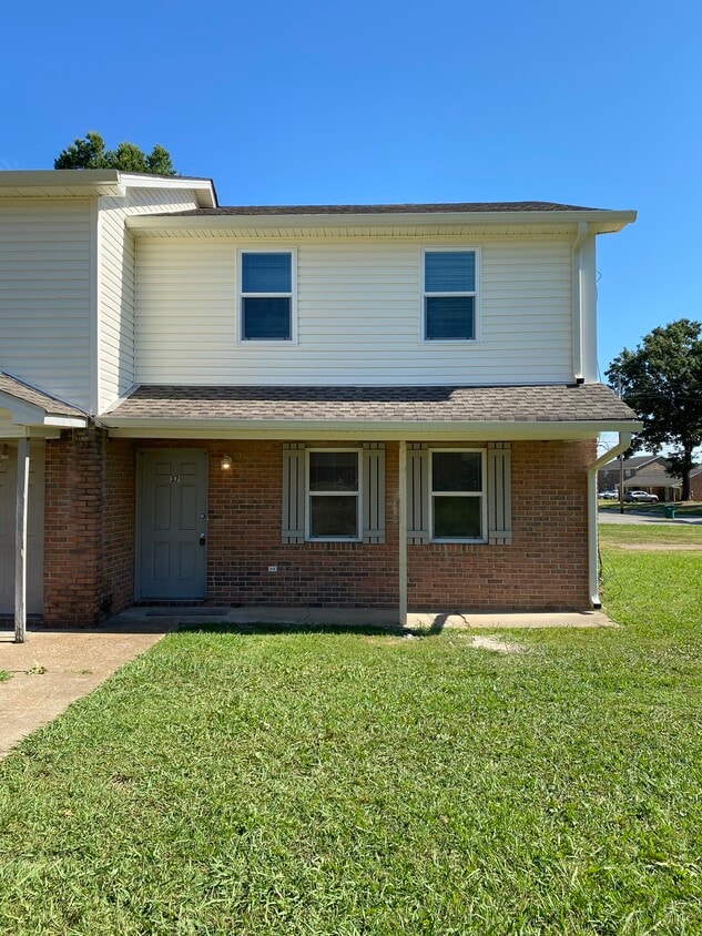 37 Brianfield Dr, Jackson, TN 38305 House Rental in Jackson, TN