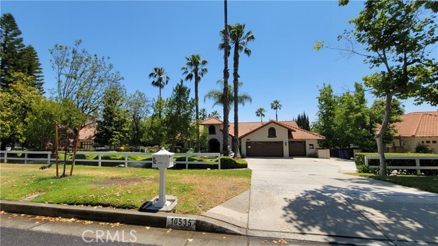 Foto principal - 10535 Ridge Canyon Rd