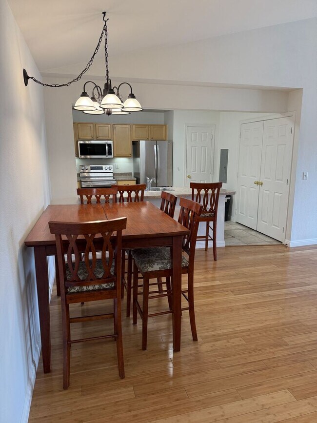 Foto del edificio - 2 Bedrooms with 2 Bathrooms at the Edge at...