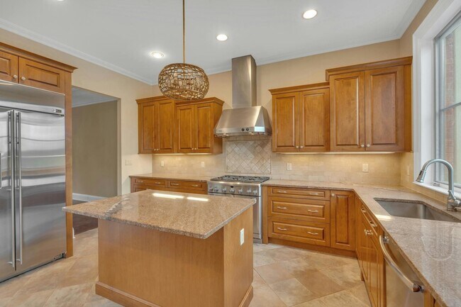 Building Photo - 17 Moorings Ln