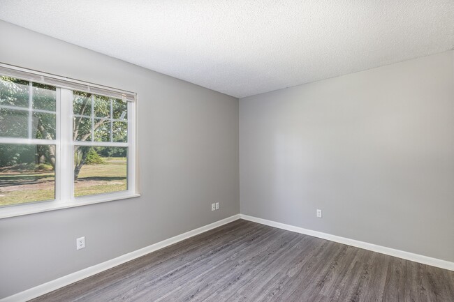 Building Photo - Cuyler Best Apartments