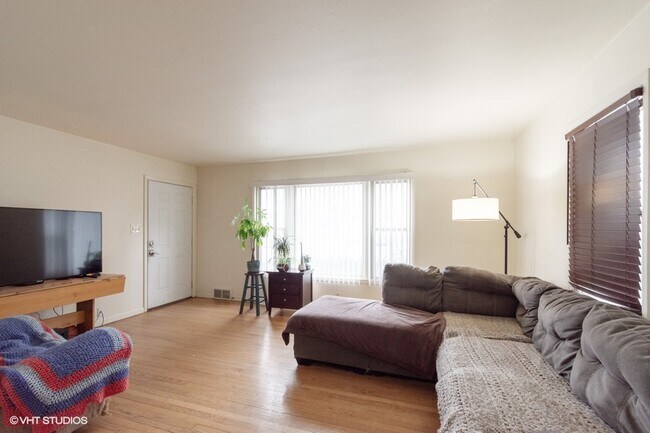 Foto del edificio - 3781 N 60th St