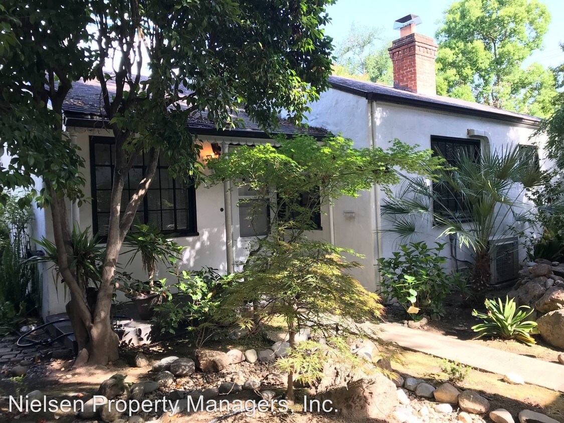 Primary Photo - 1815 H St