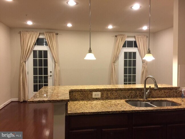 Foto del edificio - 2202 Leesborough Dr