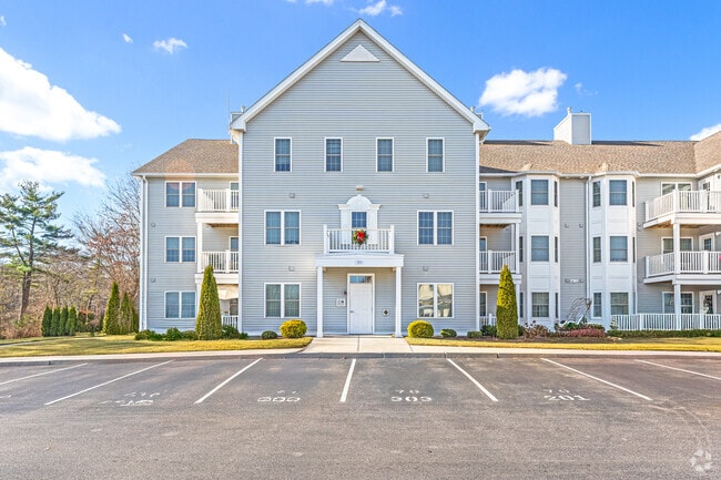 Building Photo - Saw Mill Square Apartments