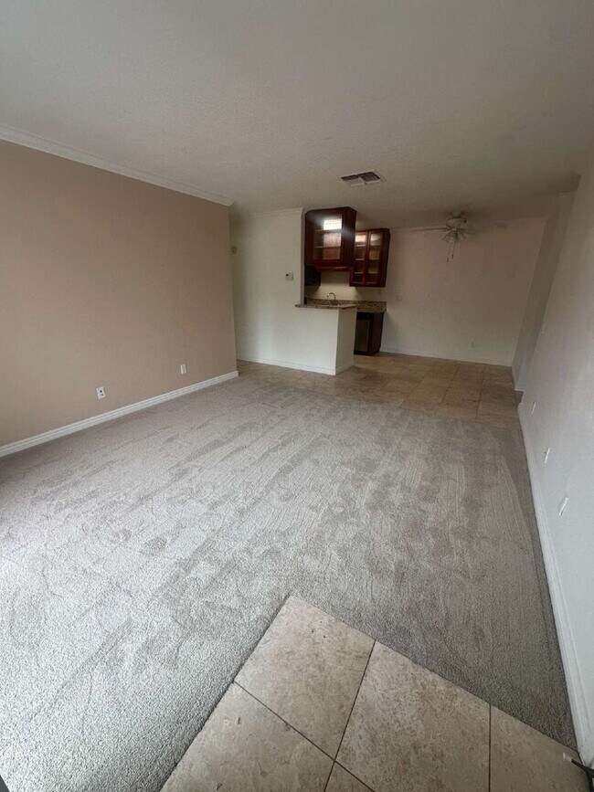 Building Photo - $2,700 Beautiful 2-Bedroom, 2-Bathroom Condo Near Lake Murray!