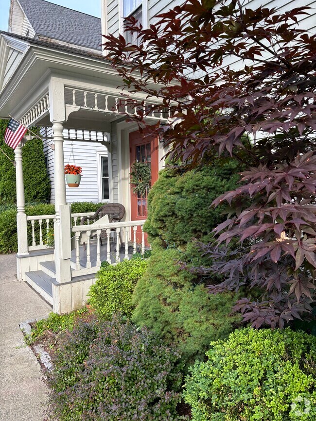 Apartments for rent in Lenox MA 3 Rentals