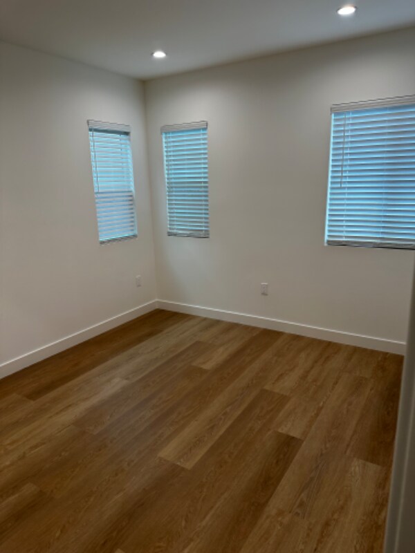 Foto del edificio - 2008 Vineyard Ave