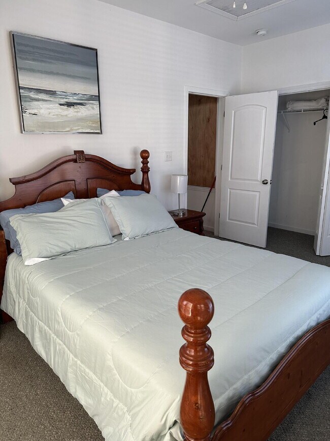 Foto del edificio - Great townhome 3/2 fully furnished!