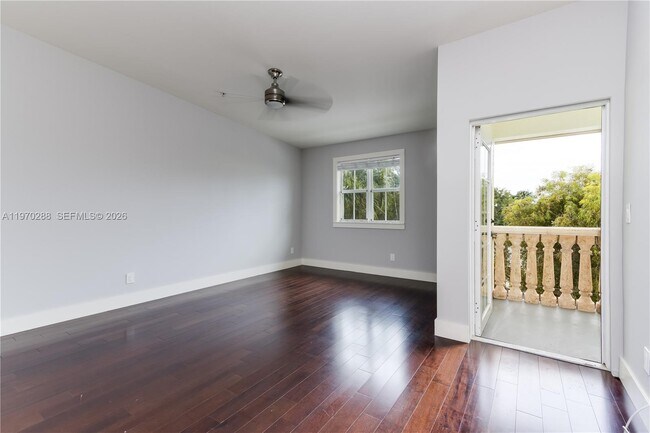 Foto del edificio - 623 NE 8th Ave