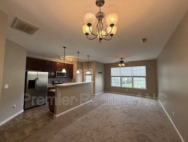 Photo - 2272 Hartfield Cir House