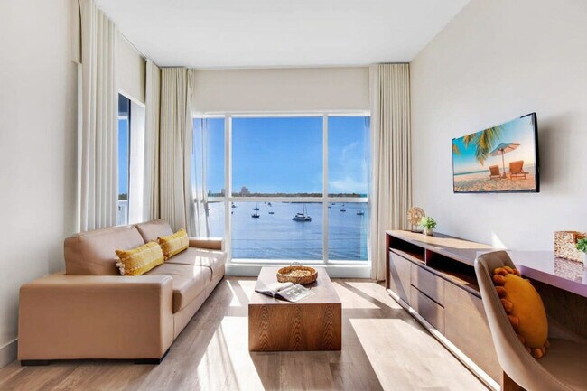 Foto del edificio - 777 N Ocean Dr