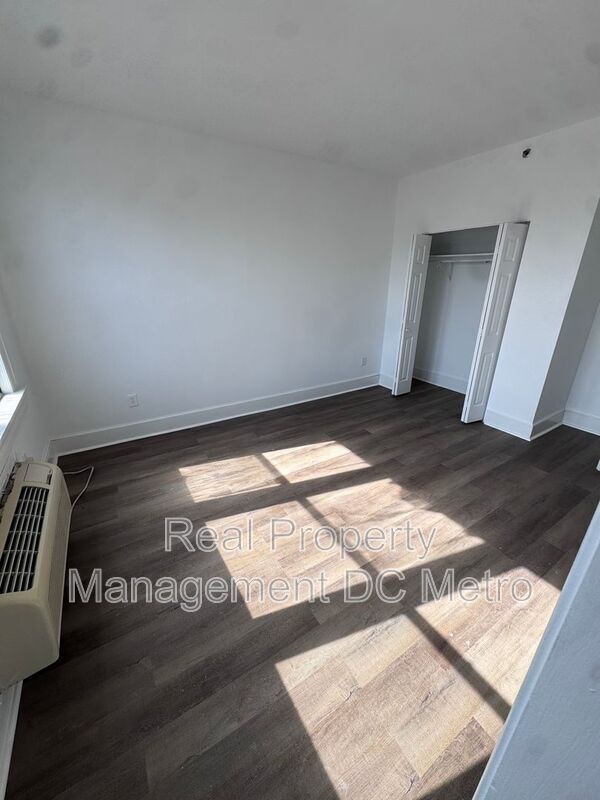 Foto del edificio - 815 Maryland Ave NE