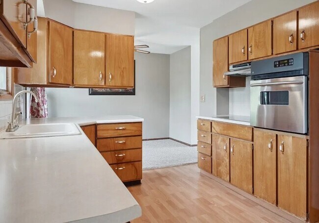 Foto del edificio - 115 Patricia Ln NW