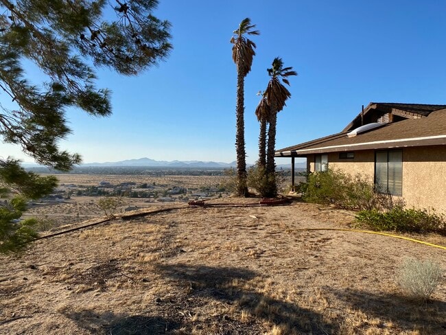 Building Photo - 22065 Ocotillo Way