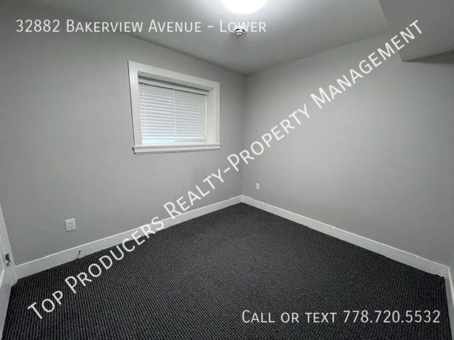Building Photo - Utilities Included - Ground Level Suite