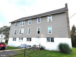 Building Photo - 2420 N 5th St