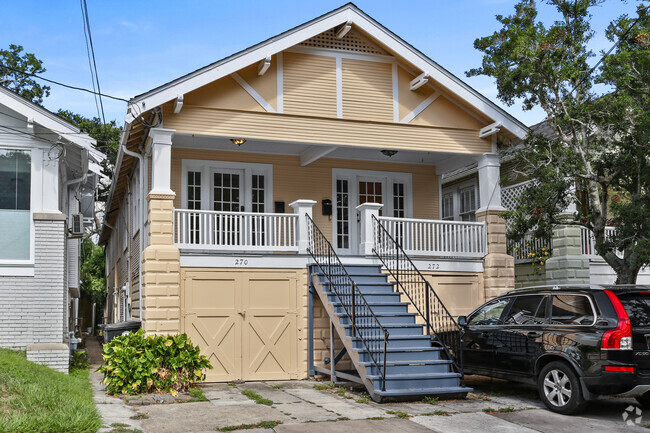 Building Photo - 270 Audubon St