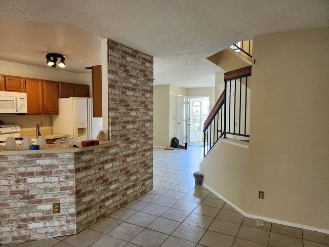 Foto del edificio - 2758 Lancaster Ct