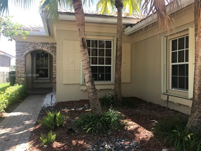 Foto del edificio - 12400 NW 78th Manor