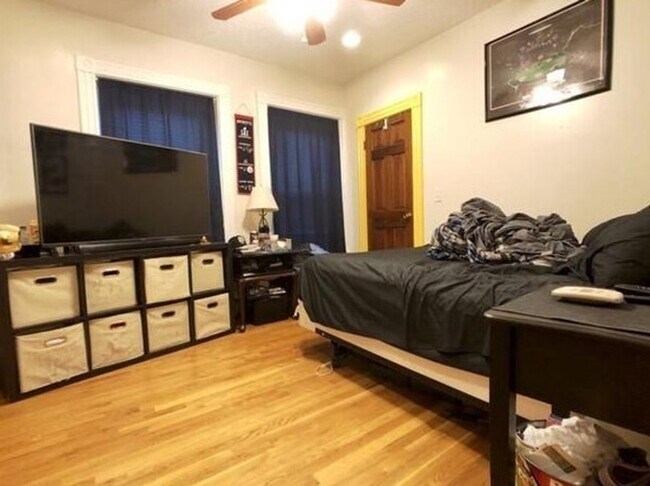 Foto del edificio - Get $1000 on Closing!  Gorgeous Apt in Con...