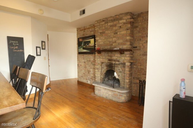 Foto del edificio - 2306 N Lincoln Ave