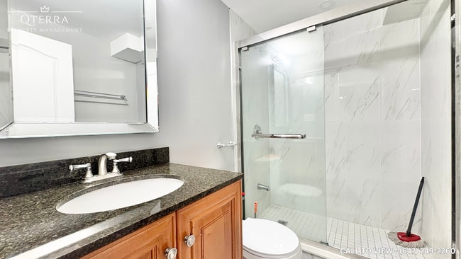 Building Photo - 508 Summerpark Cres