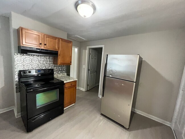 Foto del edificio - 617 W Granite Ave