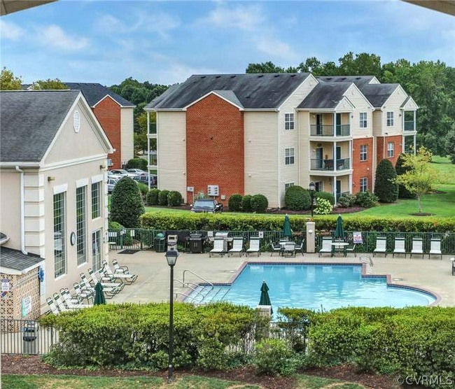 Building Photo - 9000 Links Ln
