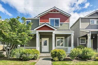 Building Photo - 7624 Kodiak Ave NE