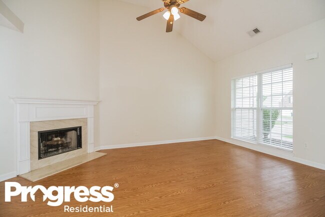 Foto del edificio - 1015 Mallory Ln