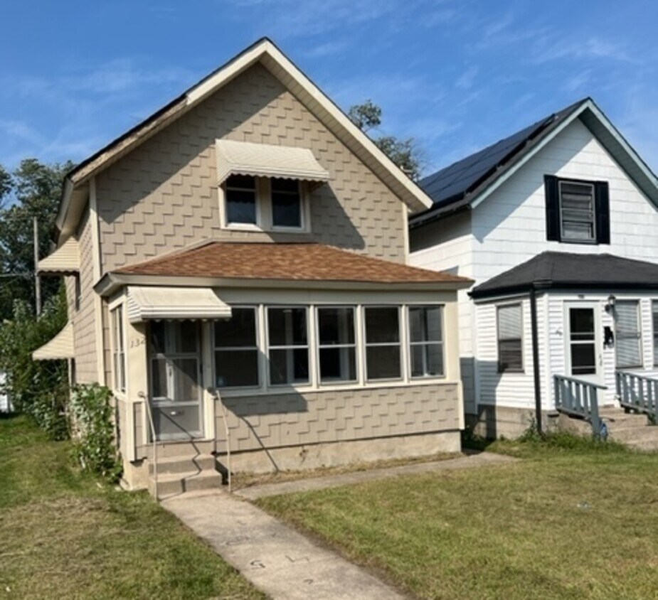 132 156th Pl, Calumet City, IL 60409 House Rental in Calumet City, IL