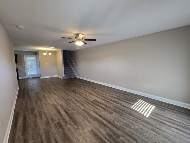 Building Photo - 849 Lutz Ln