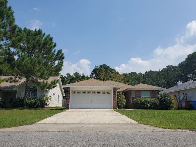 Foto del edificio - 1516 Oakhill Rd