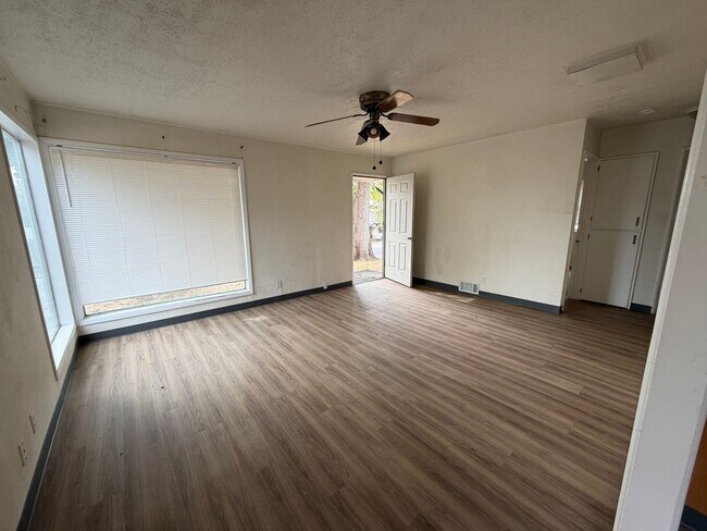 Foto del edificio - 714 SW 30th St
