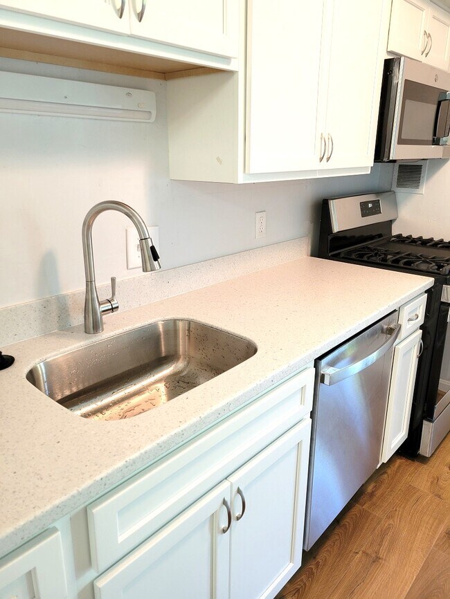 Foto del edificio - 7533 Spring Lake Dr