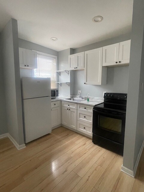 Foto principal - 5233 Oxford Ave