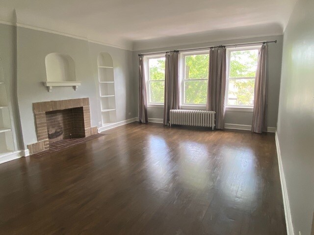 Sala de estar - 4831 Lee St