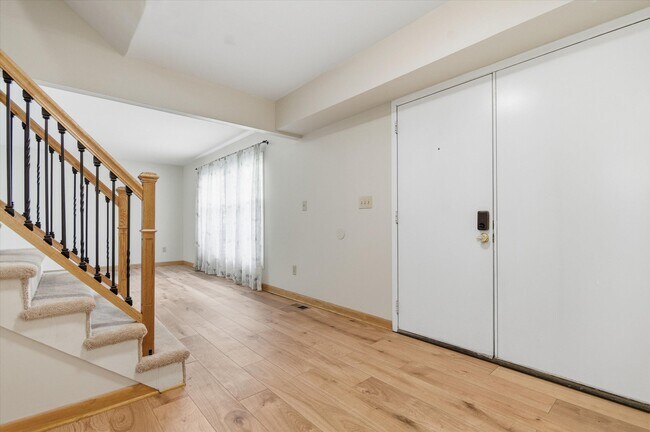 Foto del edificio - 2825 Tuebingen Pkwy