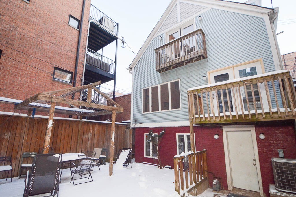 Primary Photo - 849 W Fletcher St