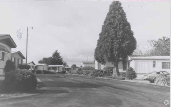 Primary Photo - Clairmont Mobile Home Park