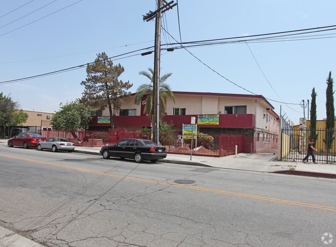 14436 Valerio St - Valerio Apartments