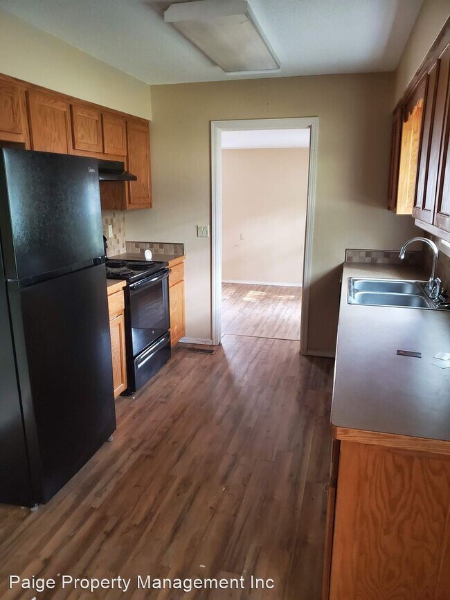 Foto del edificio - 3 br, 2 bath House - 108 Old College Place