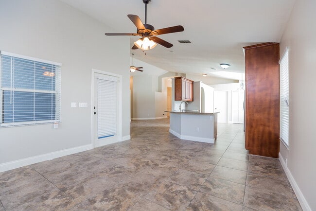 Building Photo - 2653 Cahill Way
